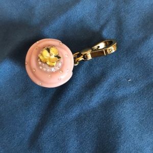 Cute Juicy couture cupcake clip